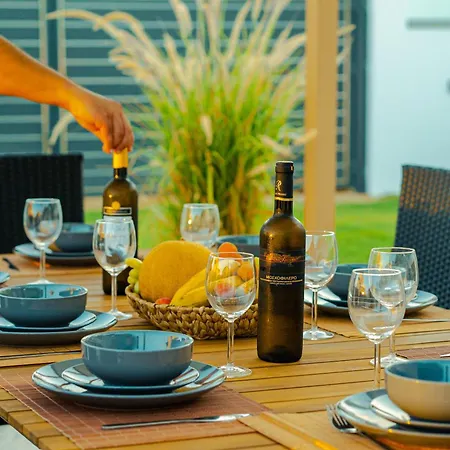 Seaside Volter * Kypseli