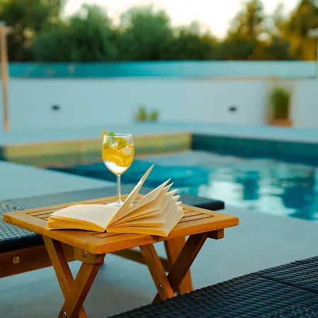 Seaside Volter * Kypseli